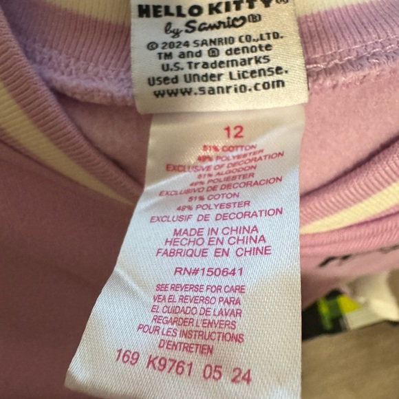 Hello Kitty Jacket - Picture 5 of 5